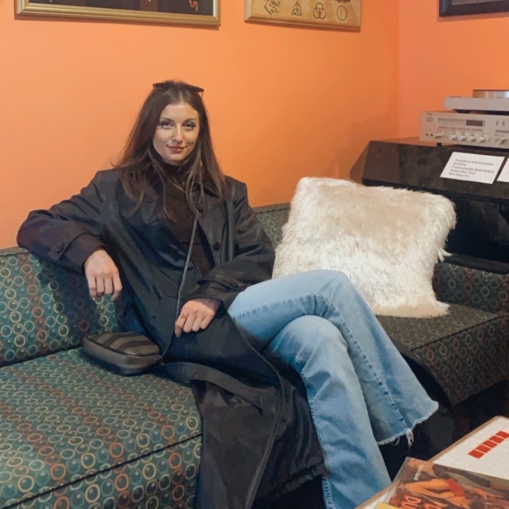 Meet your Posher, Caroline